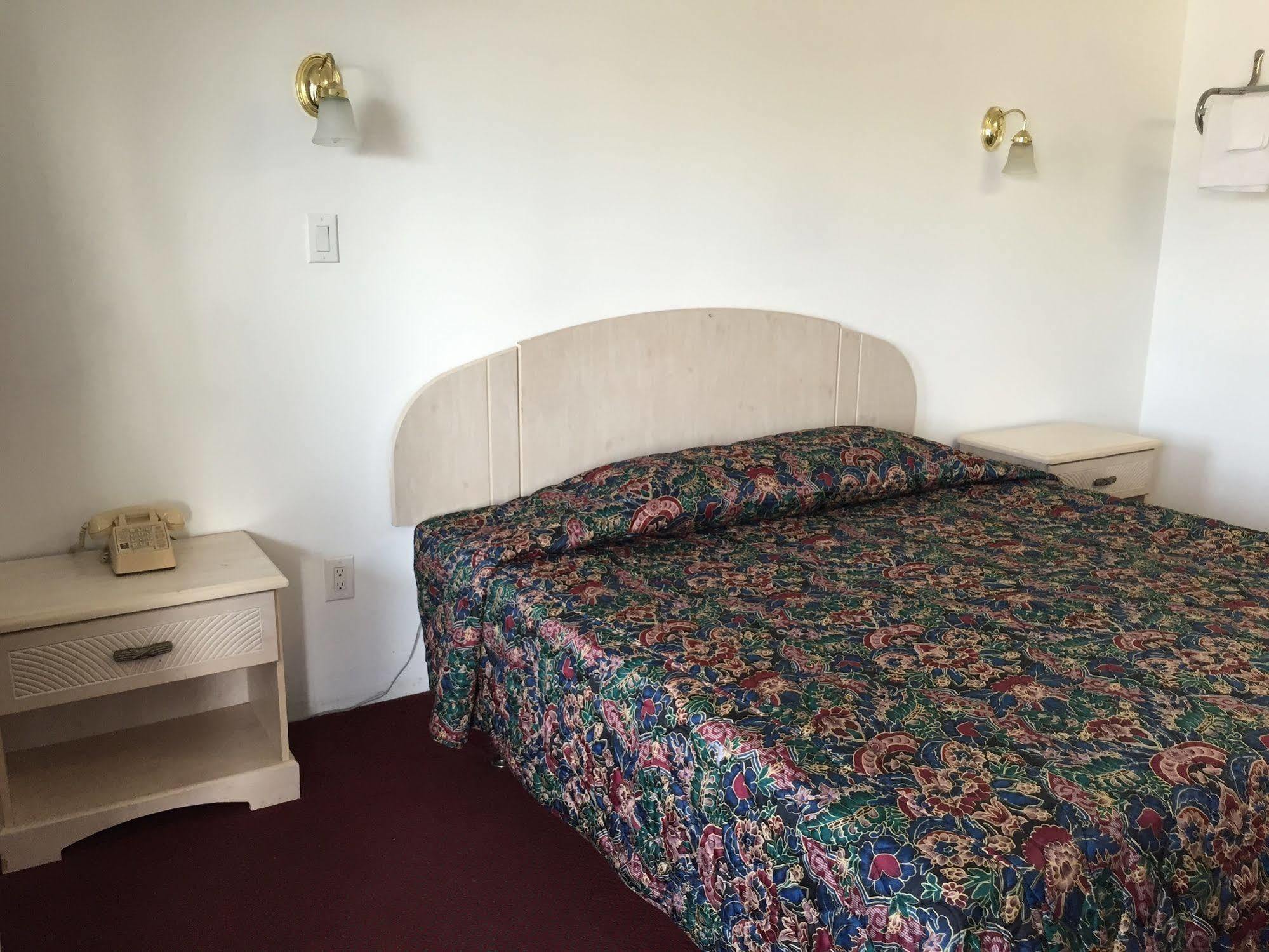 Mayfair Motel Cross Keys Luaran gambar